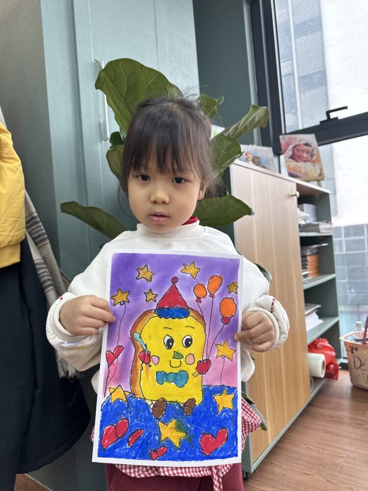 Tác phẩm KID Nguyễn Hoàng Anh 2020 (mẹ Thái) | 2026-01-24 32