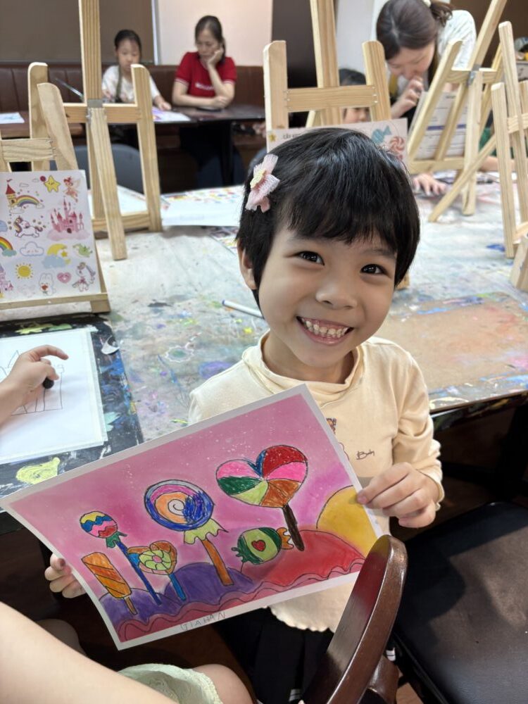 Tác phẩm KID Phí Gia Hân 2020 | 2026-03-29 32