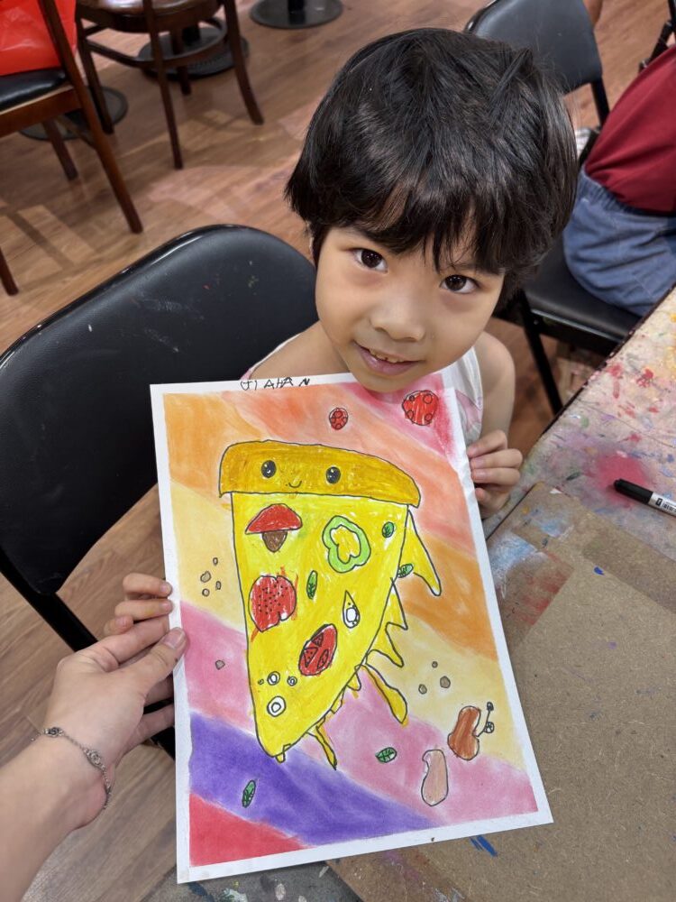 Tác phẩm KID Phí Gia Hân 2020 | 2026-04-18 32