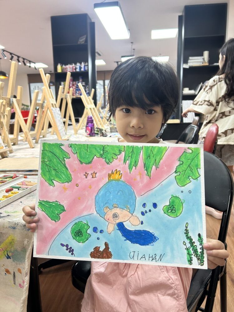 Tác phẩm KID Phí Gia Hân 2020 | 2026-05-09 32