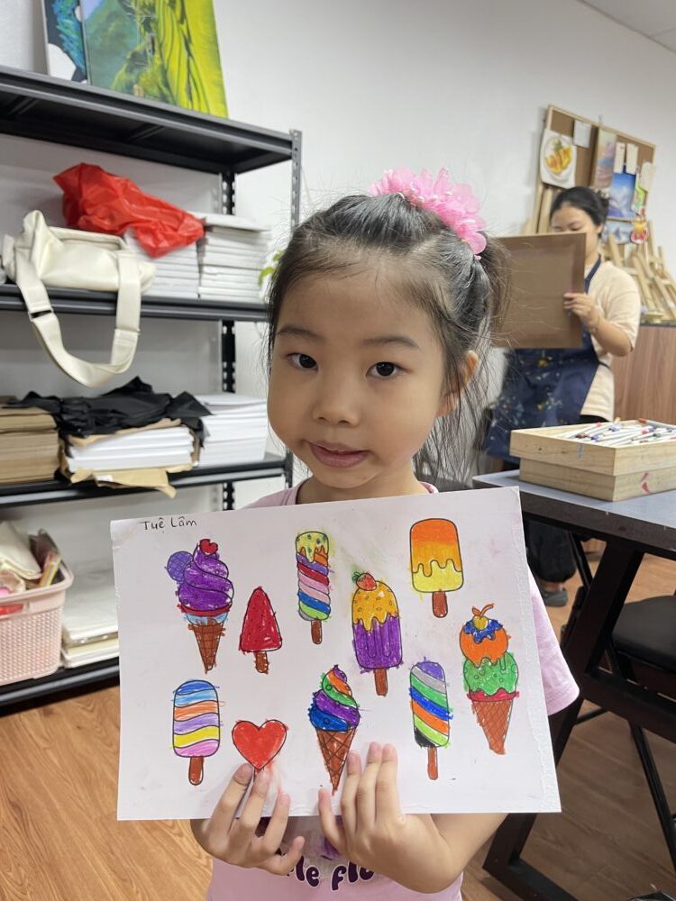 Tác phẩm KID Tuệ Lâm 2021 | 2026-06-15 34