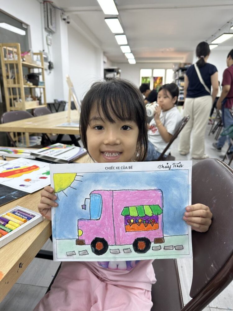 Tác phẩm KID Nguyễn Hoàng Thuỷ Tiên 2021 | 2026-06-18 32
