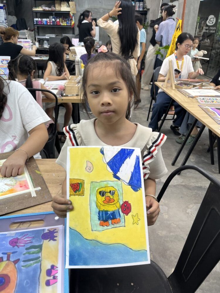 Tác phẩm KID Hồ Thân Ngân Khánh 22/11/2019 | 2026-07-04 32