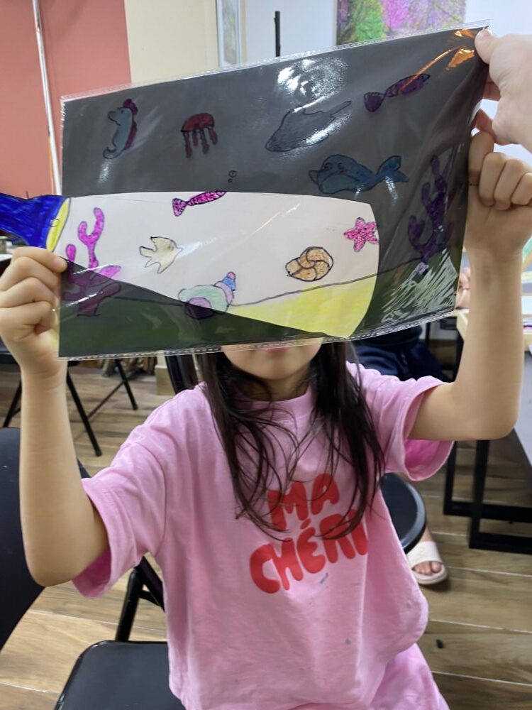 Tác phẩm KID Hồ Gia Hân 08/10/2019 | 2026-07-08 33