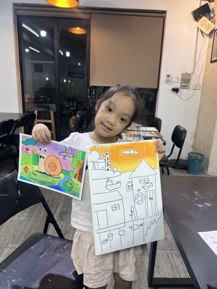 Tác phẩm KID Phùng Hoàng Tuệ Tâm 2019 | 2026-08-17 34