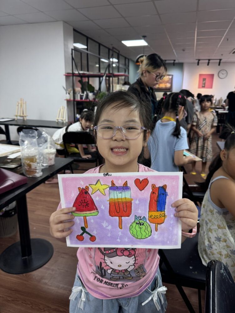 Tác phẩm KID Ngân An 2020 | 2026-08-15 32